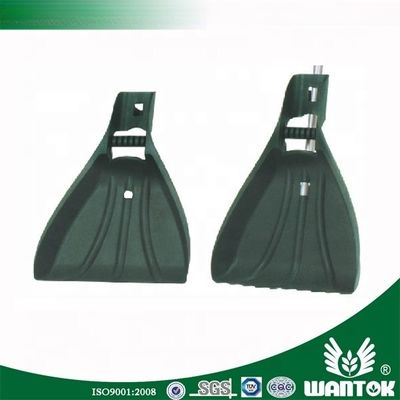 Copas de folhas de plástico e raquete de mão perfeito para limpeza de folhas